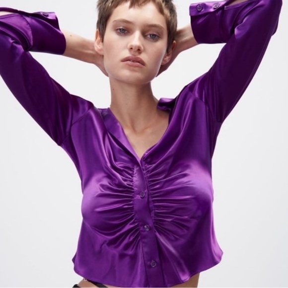 Zara Pleated Satin Effect Purple Button Down Blouse - Picture 2 of 3